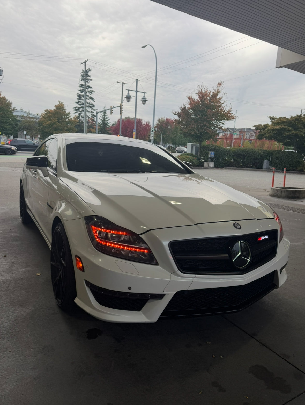 Cls Prefacelift Colored Headlight stripe